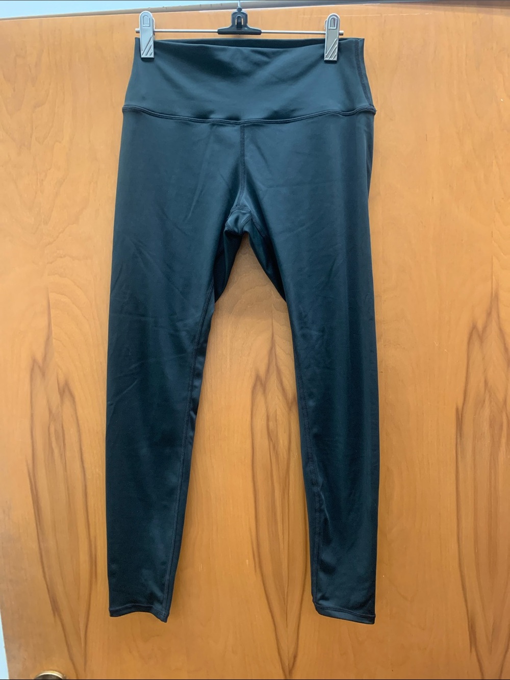 NWOT - Black High-Waist Ankle Leggings